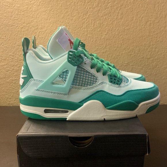 Jordan 4's Sneakers New No Box Men's Sz7-Woman's 8.5 NWB - Picture 1 of 4